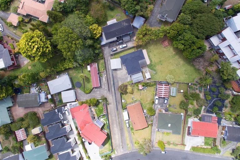 Photo of property in 62 Chilcott Road, Henderson, Auckland, 0612