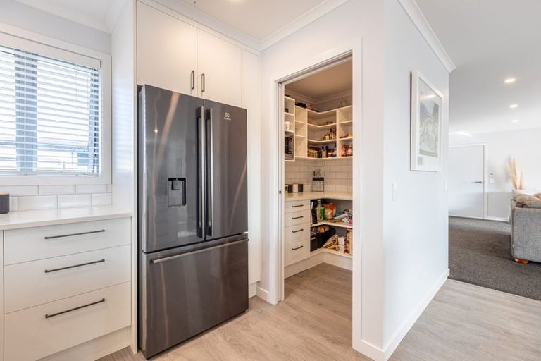 Photo of property in 30 Freedom Drive, Kelvin Grove, Palmerston North, 4414