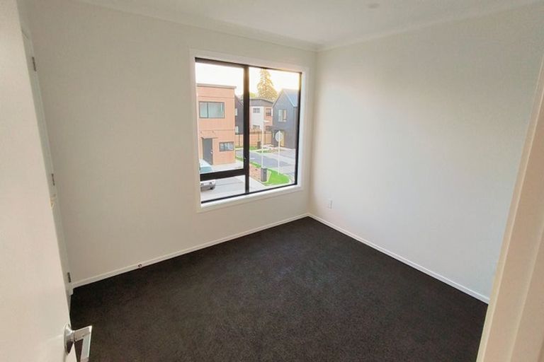 Photo of property in 4 Reakes Crescent, Wallaceville, Upper Hutt, 5018