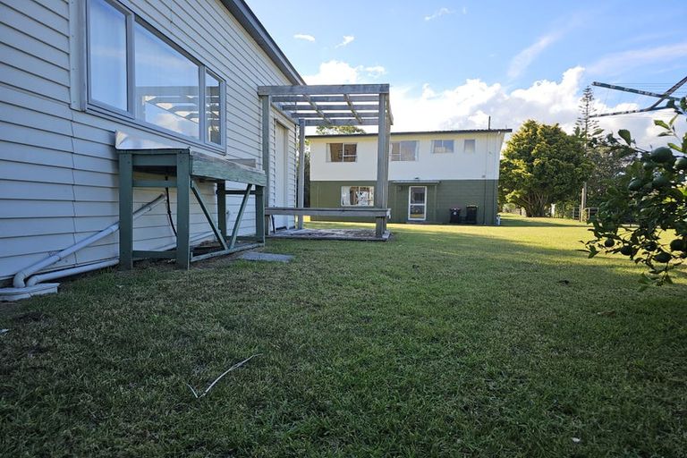 Photo of property in 20 Hardy Place, Cooks Beach, Whitianga, 3591