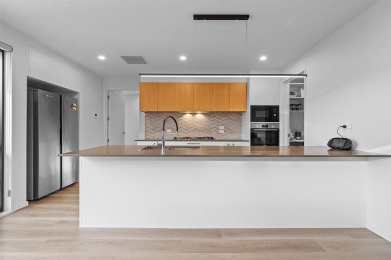 Photo of property in 7 Olearia Lane, Halswell, Christchurch, 8025