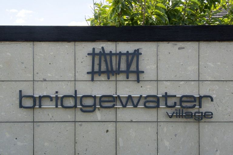 Photo of property in 19 Bridgewater Way, Pyes Pa, Tauranga, 3112