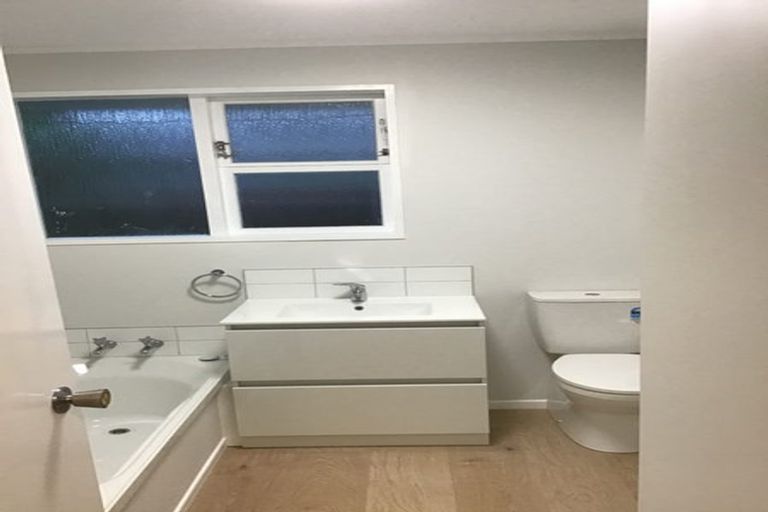 Photo of property in 13a Waddington Drive, Naenae, Lower Hutt, 5011