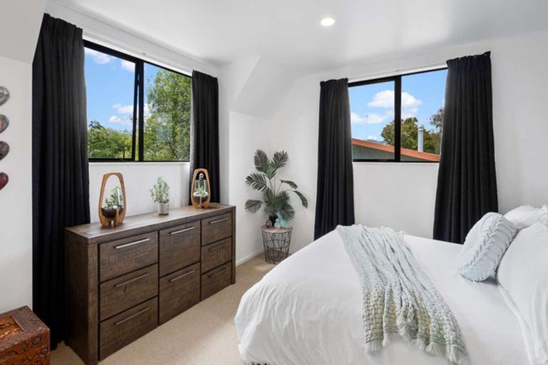 Photo of property in 1 Stonebridge Park Drive, Holdens Bay, Rotorua, 3010