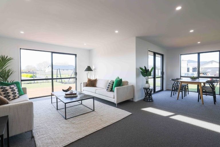 Photo of property in 37 Candlesticks Crescent, Lincoln, 7608