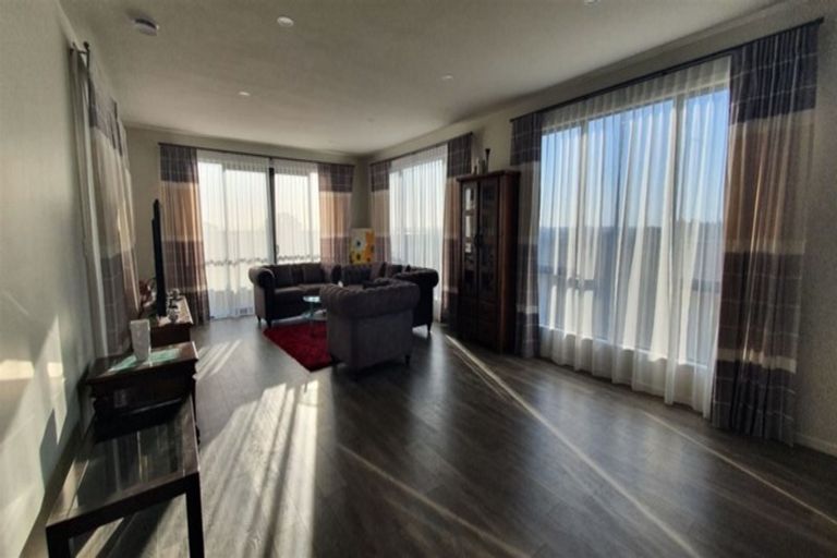 Photo of property in 319 Flat Bush School Road, Flat Bush, Auckland, 2019