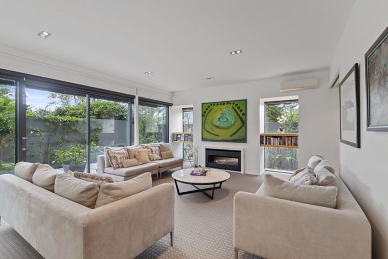 Photo of property in 43 Beveridge Street, Christchurch Central, Christchurch, 8013