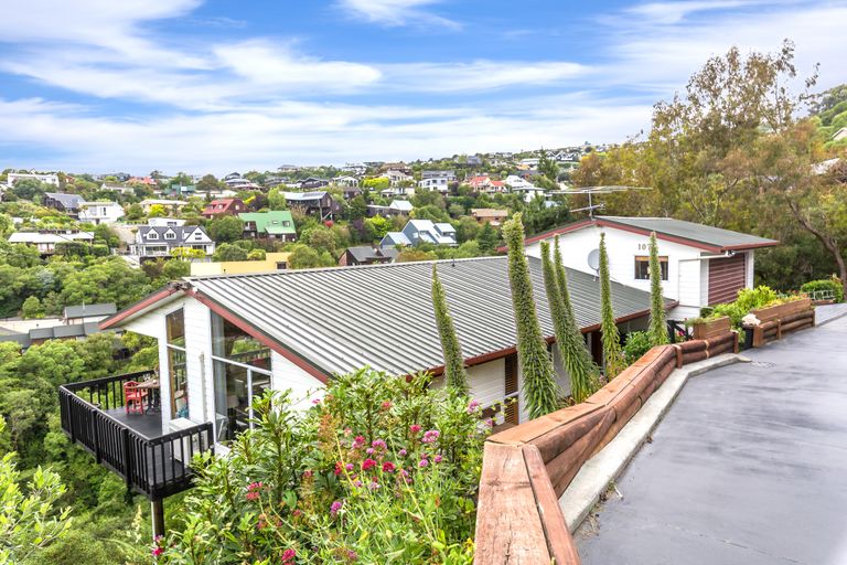 Photo of property in 107 Mount Pleasant Road, Mount Pleasant, Christchurch, 8081