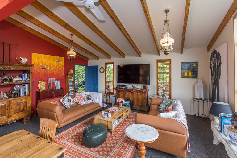 Photo of property in 107 Mount Pleasant Road, Mount Pleasant, Christchurch, 8081