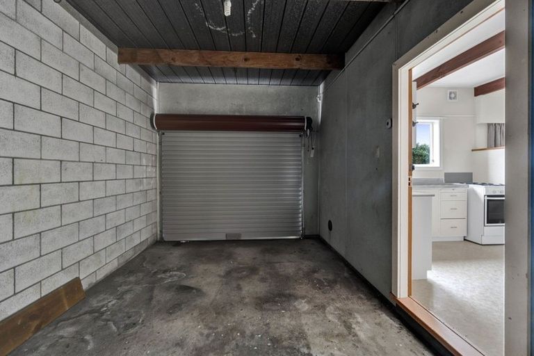 Photo of property in 43a Lismore Street, Strandon, New Plymouth, 4312