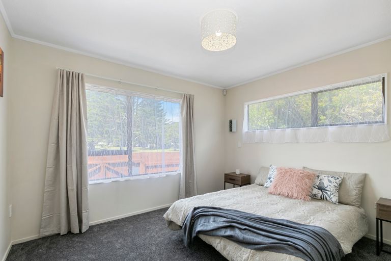Photo of property in 98a Reynolds Street, Taita, Lower Hutt, 5011