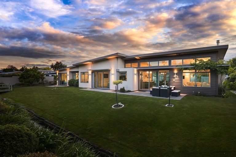 Photo of property in 44b Mclauchlan Street, Springlands, Blenheim, 7201