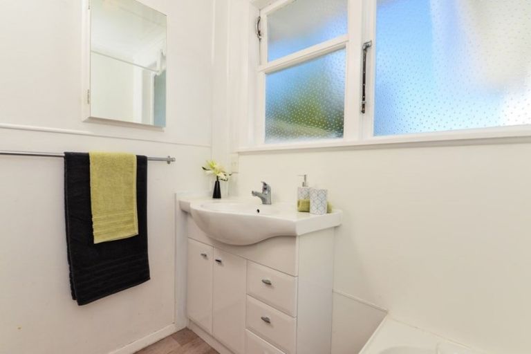 Photo of property in 5 Northolt Road, Fairview Downs, Hamilton, 3214