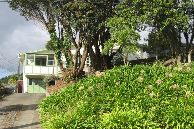 Photo of property in 54 Aorangi Road, Paraparaumu, 5032