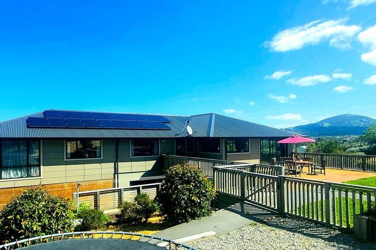 Photo of property in 11 Thomson Street, Green Island, Dunedin, 9018