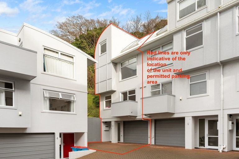 Photo of property in Fernhill Flats, 5/324 The Terrace, Te Aro, Wellington, 6011