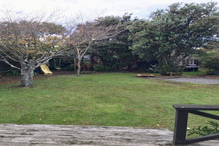 Photo of property in 13 Vaucluse Avenue, Paraparaumu Beach, Paraparaumu, 5032