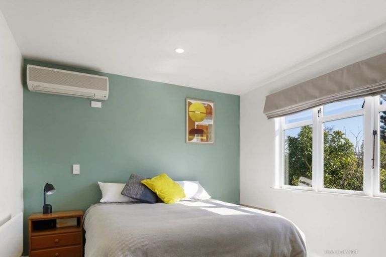 Photo of property in 119 Nevay Road, Miramar, Wellington, 6022