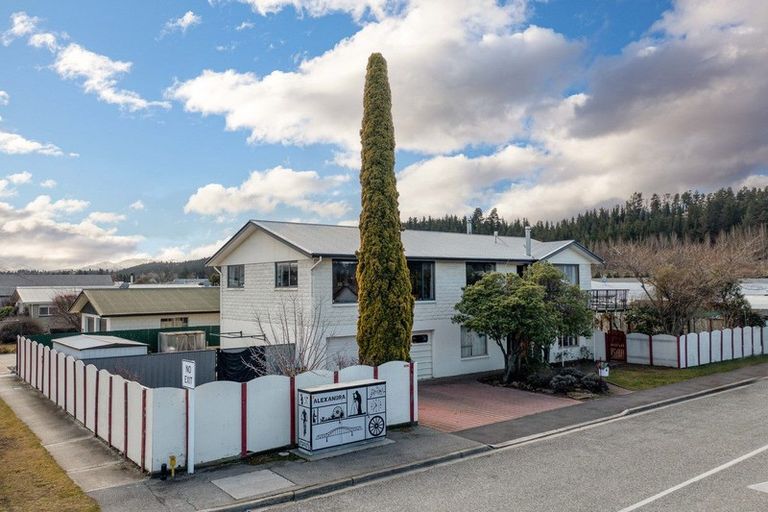 Photo of property in 65 Dunstan Road, Alexandra, 9320