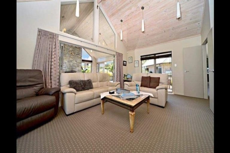 Photo of property in 67 Old Barn Road, Opaheke, Papakura, 2584