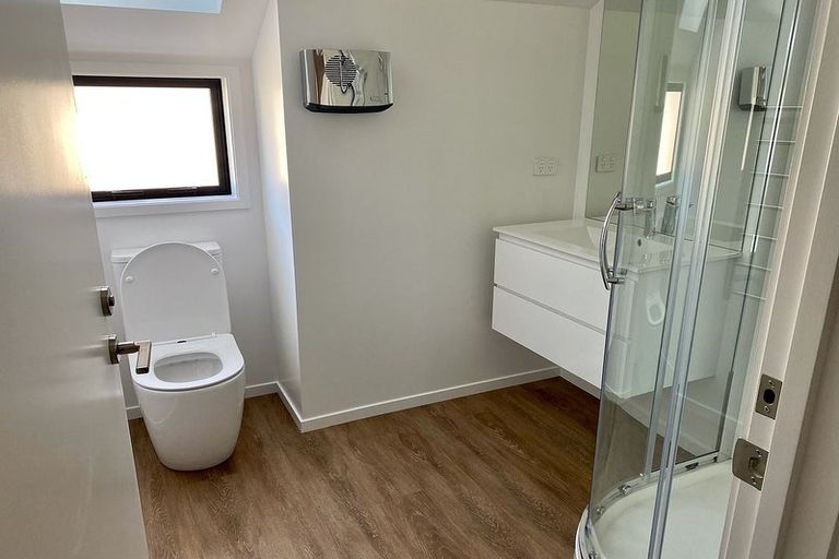 Photo of property in 2/45 Division Street, Riccarton, Christchurch, 8041