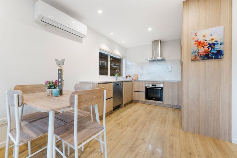 Photo of property in 61c Settlement Road, Papakura, 2110