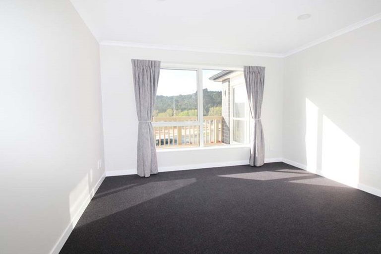 Photo of property in 78 Jeroboam Loop, Kumeu, 0810
