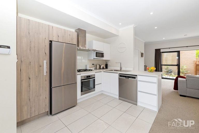 Photo of property in 13 Mapou Road, Hobsonville, Auckland, 0616