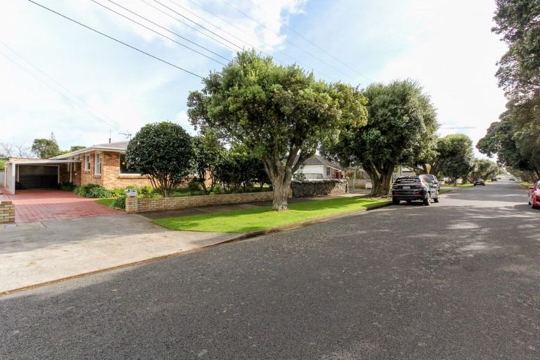 Photo of property in 40 Richmond Street, Fitzroy, New Plymouth, 4312