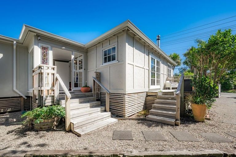 Photo of property in 99a Ruapehu Street, Paraparaumu, 5032