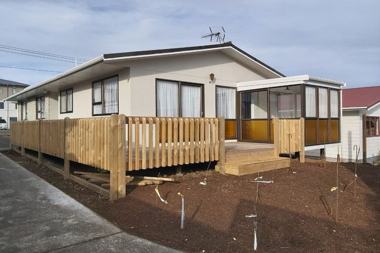 Photo of property in 1/24 Bulteel Street, New Plymouth, 4310