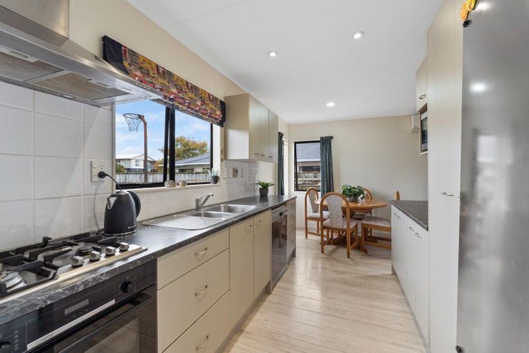 Photo of property in 39 Campbell Avenue, Paraparaumu, 5032