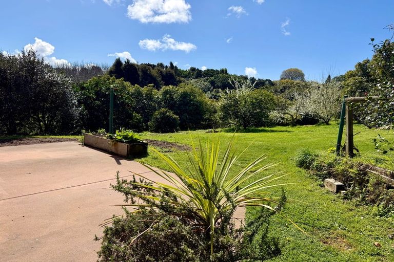 Photo of property in 247 Cambridge Road, Bethlehem, Tauranga, 3110