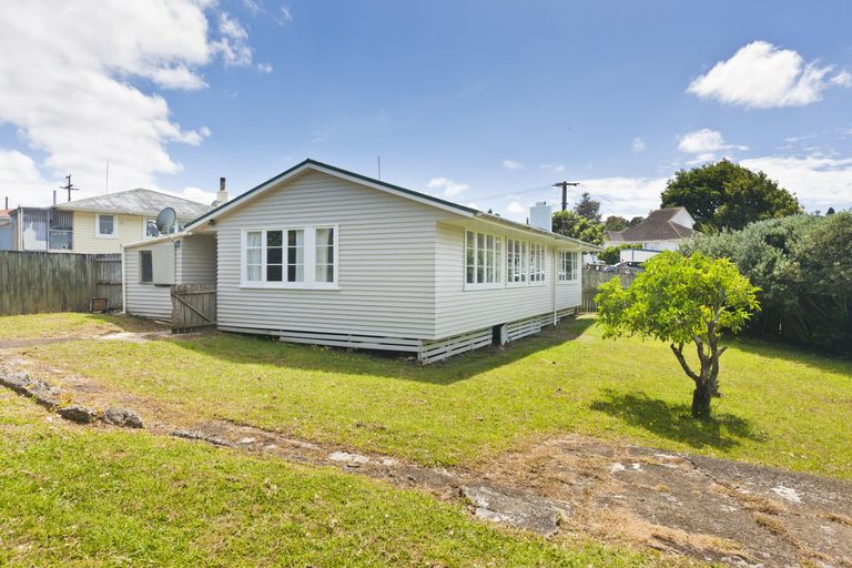 Photo of property in 4 Tawa Place, Otangarei, Whangarei, 0112