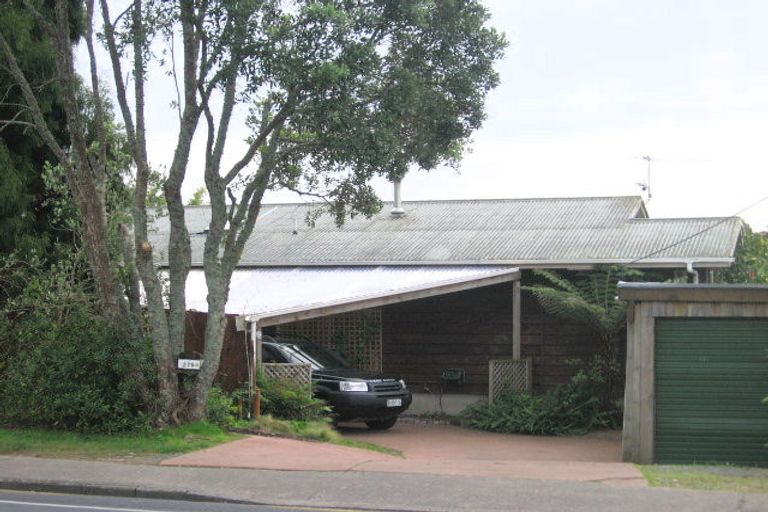 Photo of property in 275 Don Buck Road, Massey, Auckland, 0614