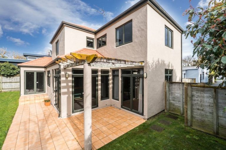 Photo of property in 9a Ake Ake Avenue, Hokowhitu, Palmerston North, 4410