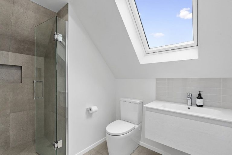 Photo of property in 28a Seine Road, Forrest Hill, Auckland, 0620