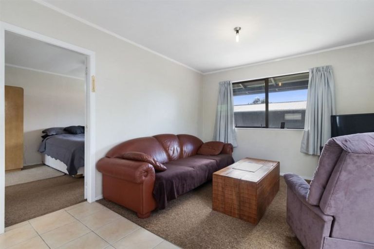 Property details for 186 Te Puna Road, Te Puna, Tauranga, 3176