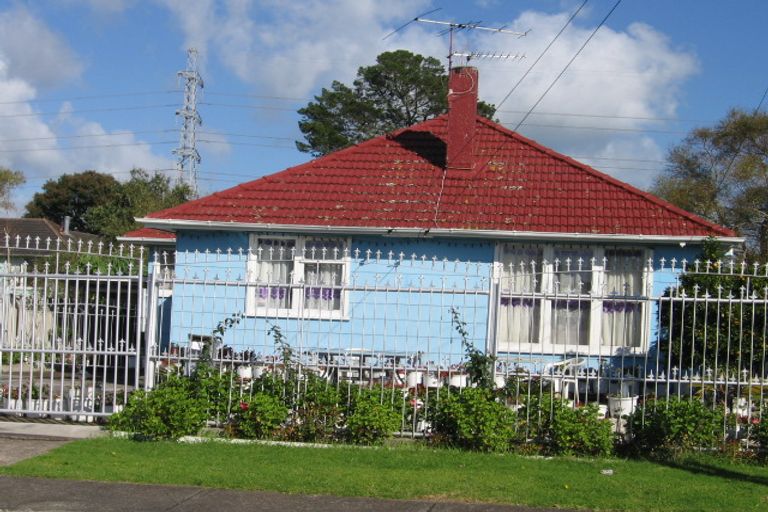 Photo of property in 11 Nola Crescent, Otara, Auckland, 2023