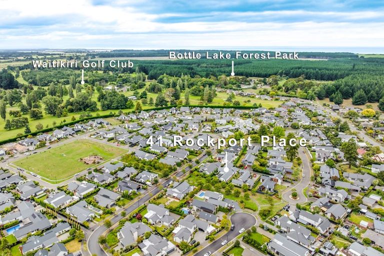 Photo of property in 14 Rockport Place, Parklands, Christchurch, 8083