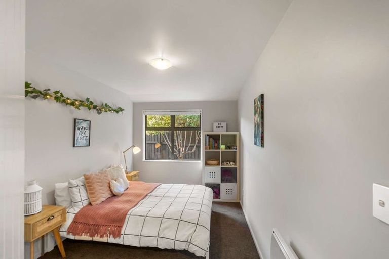 Photo of property in 40 Titirangi Crescent, Parklands, Christchurch, 8083