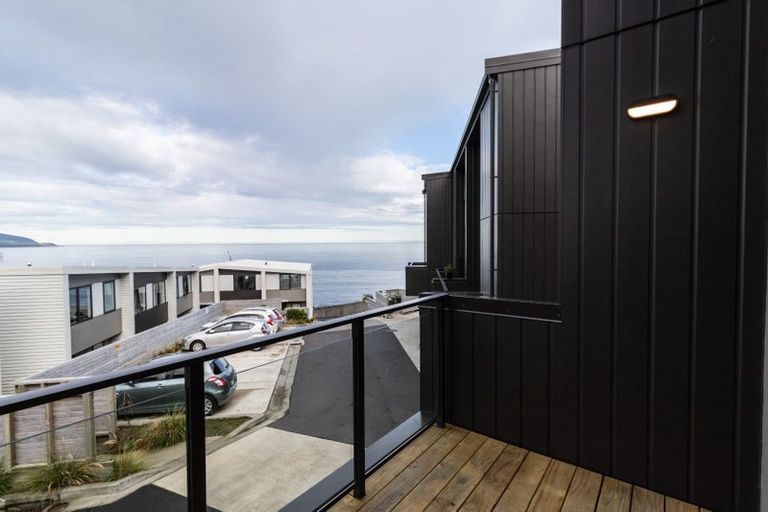 Photo of property in 14/52 High Street, Island Bay, Wellington, 6023