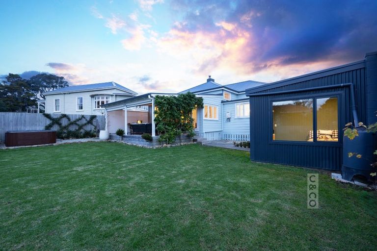 Photo of property in 30 Rata Street, Helensville, 0800