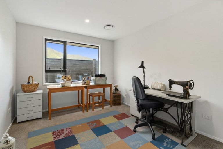 Photo of property in 161 Karuhiruhi Street, Waikanae, 5036