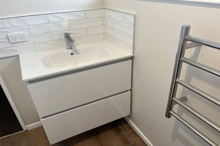 Photo of property in 1 Cheviot Street, Spreydon, Christchurch, 8024