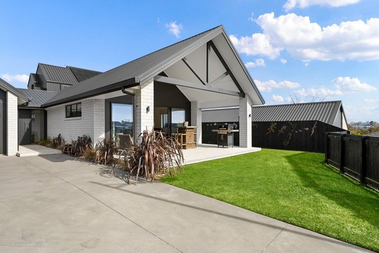 Photo of property in 12 Bosun Place, Flagstaff, Hamilton, 3210