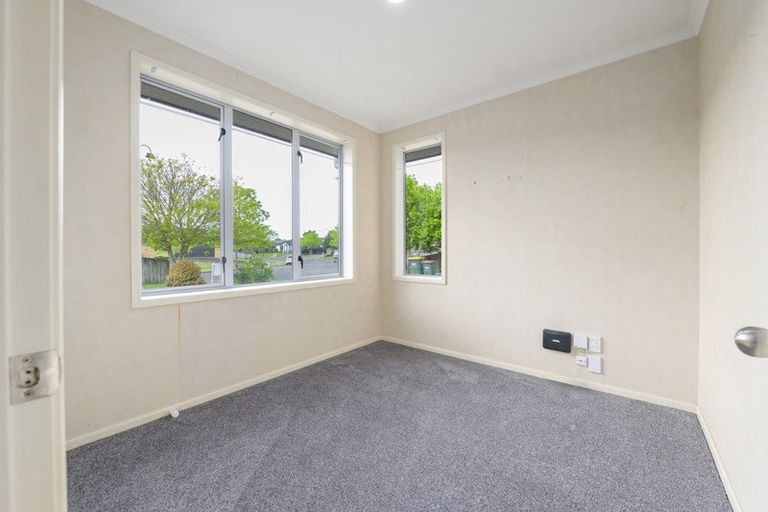 Photo of property in 19 Innswood Place, Rototuna North, Hamilton, 3210