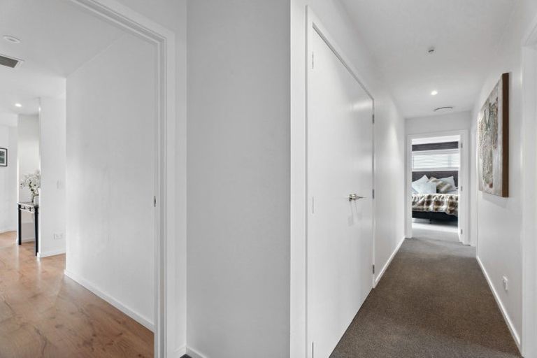 Photo of property in 1 Ashenhurst Way, Lower Shotover, Queenstown, 9304