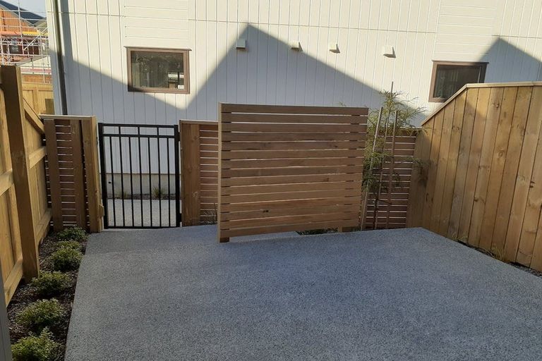 Photo of property in 22 Ron Deal Way, Epuni, Lower Hutt, 5011