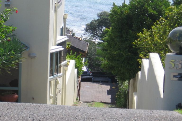 Photo of property in 2/53 Churchill Road, Murrays Bay, Auckland, 0630